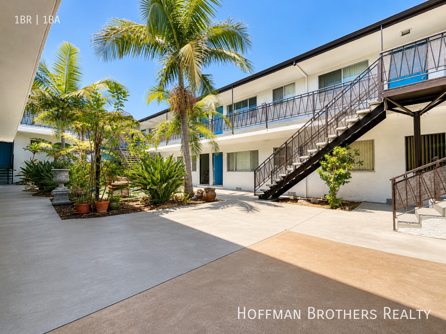 Building Photo - 3401 Ocean Park Blvd