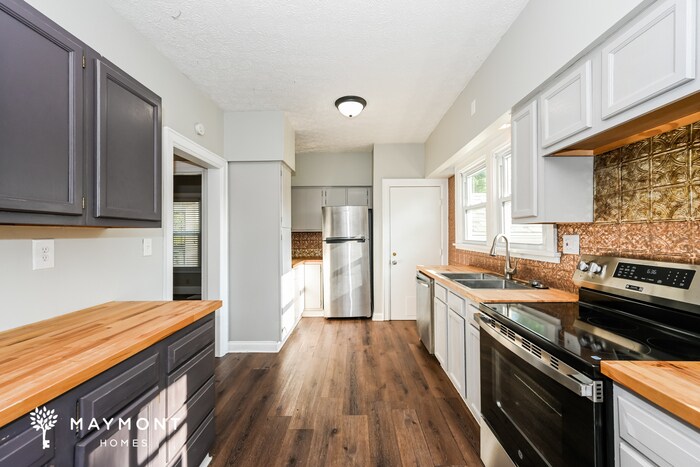 Building Photo - 18 Ardmore Dr