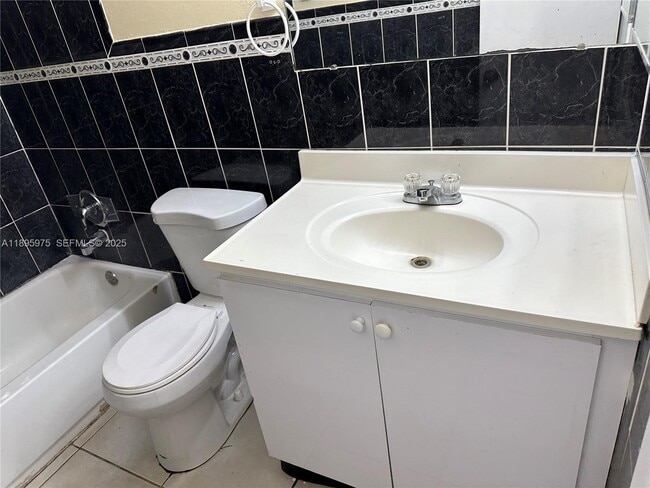 Building Photo - 5315 NW 22nd St