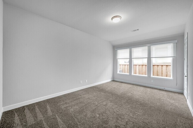 Building Photo - 8431 Willow Whisper Ln