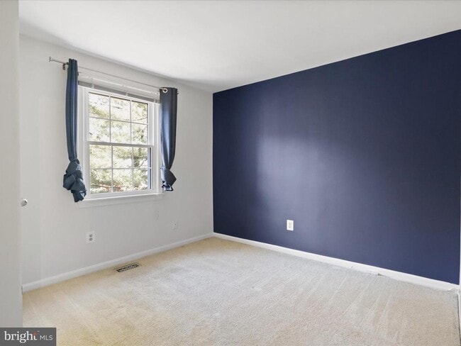 Building Photo - 6502 Coachleigh Way