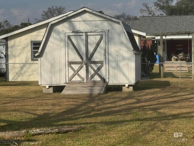 Building Photo - 20 Magnolia Cir