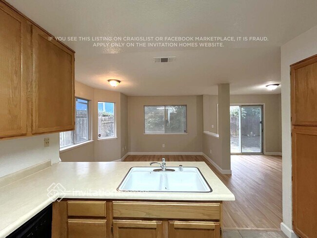 Building Photo - 1573 Owens Valley Dr