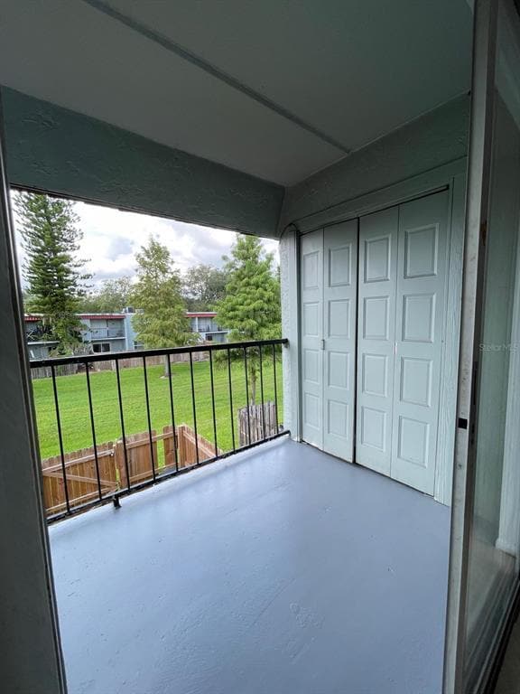 Building Photo - 2846 Somerset Park Dr