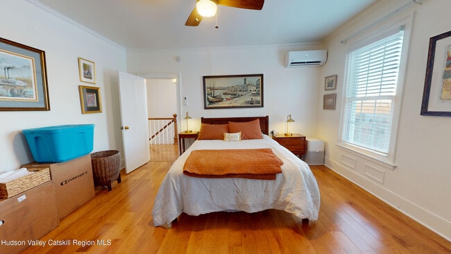 Building Photo - 34 Ely St