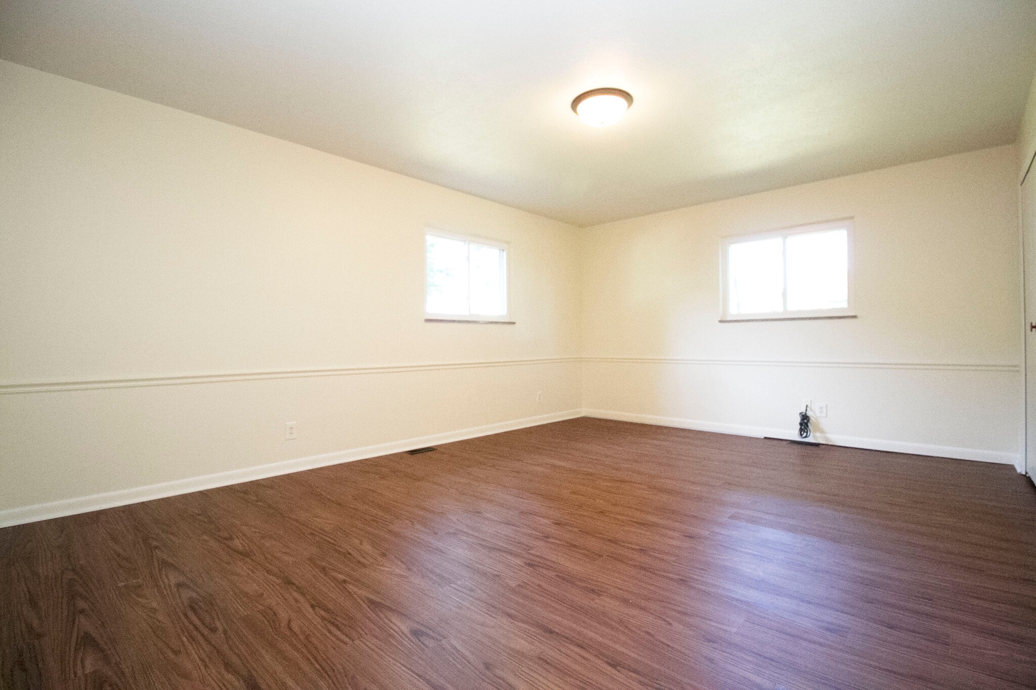 Building Photo - 2545 Amara Dr