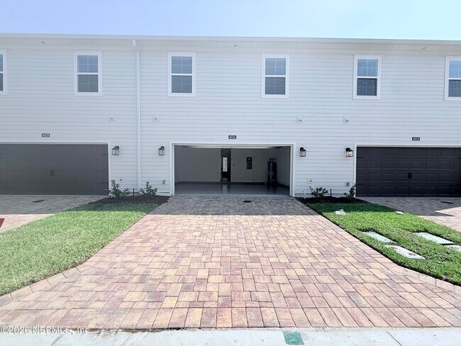 Building Photo - 4026 Lingo Ln