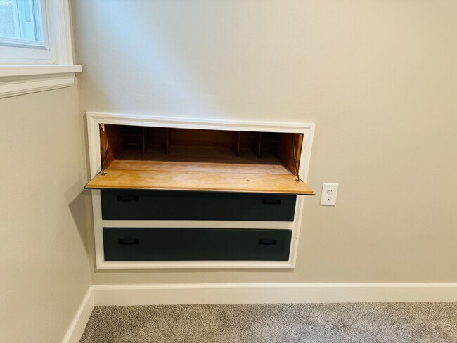 Building Photo - BRAND NEW REMODEL