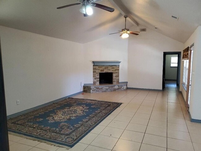 Building Photo - 6831 Stoney River Dr