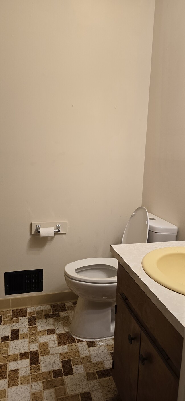 Building Photo - 275 Johnson Terrace