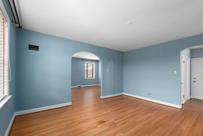 Building Photo - 7710 Brookline Terrace