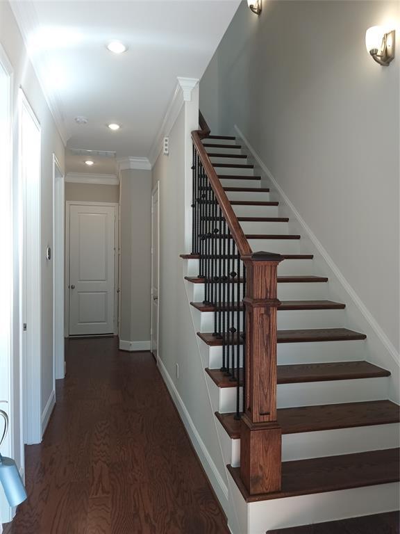 Building Photo - 3611 Somerset York Ln
