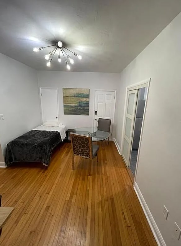 Dining room with fold out bed out example 2 - 2901 Sheridan Ave