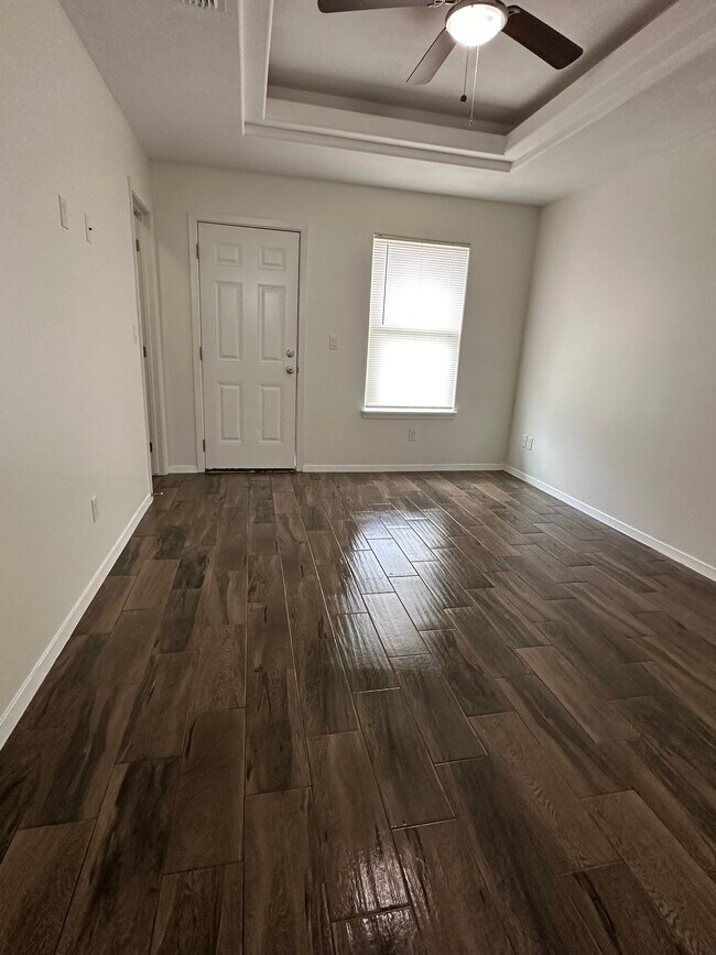 Master Bedroom - 2804 Wolverine St