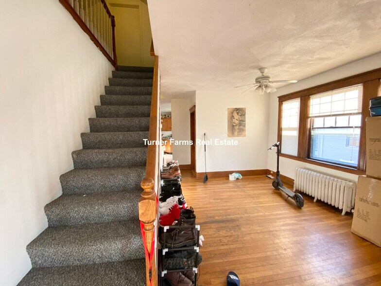 Building Photo - 230 S Huntington Ave