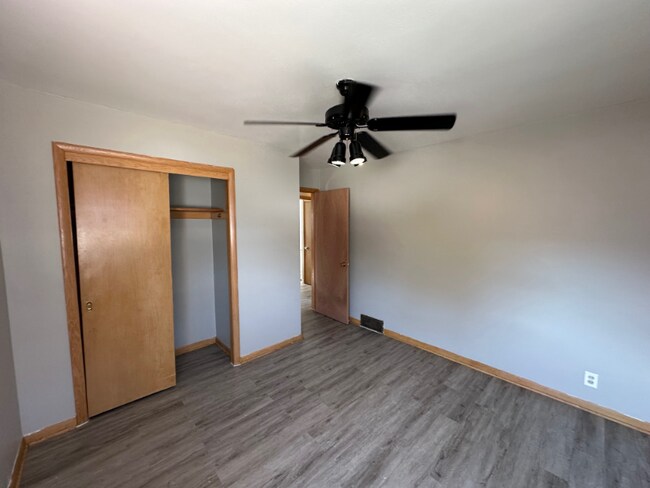Building Photo - 4650 N 68th St