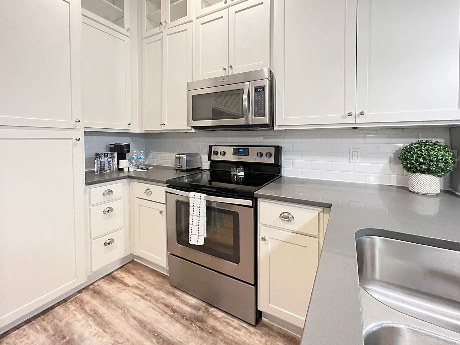 Building Photo - 4310 W Spruce St