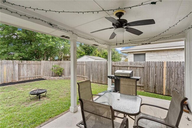 Building Photo - 601 Paso Fino Trail