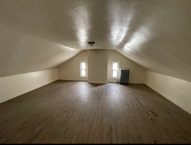 Building Photo - 2607 9th St