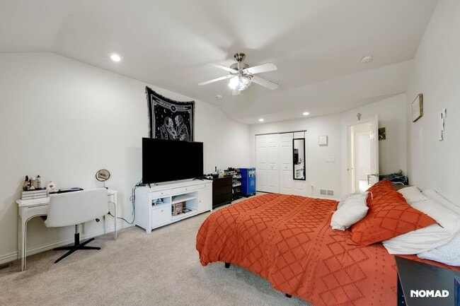 Building Photo - Spacious 4BR Townhome in Greeley