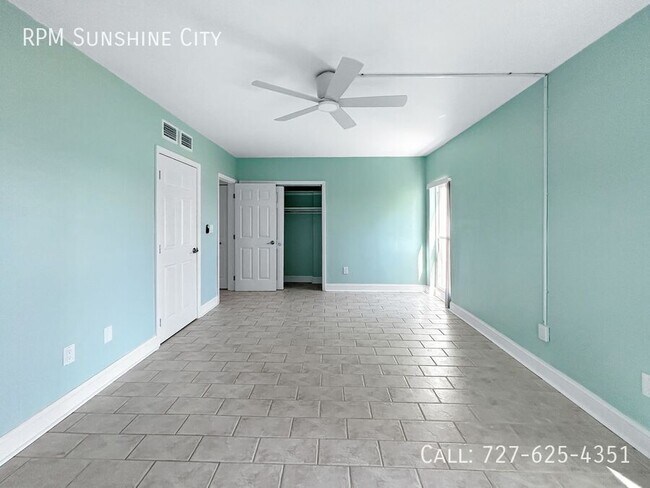 Building Photo - 1106 Pass a Grille Way