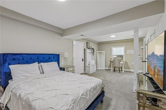 Building Photo - 3898 Skidmore Dr
