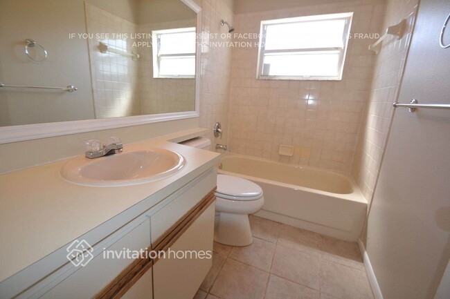 Building Photo - 12305 Huckleberry Ct