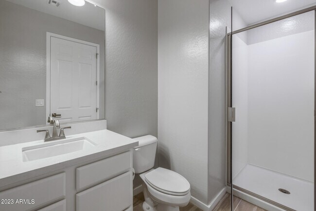 Building Photo - 250 W Queen Creek Rd