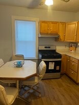 Building Photo - 55 Laurel St