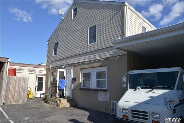 Primary Photo - 14 Washington Ave