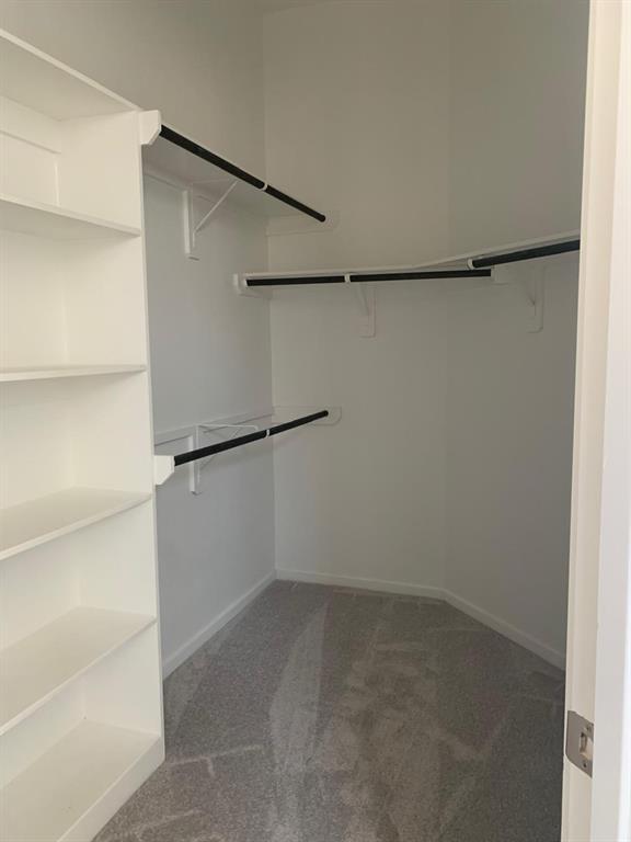 Building Photo - 32030 Meadowlake Mews Ln