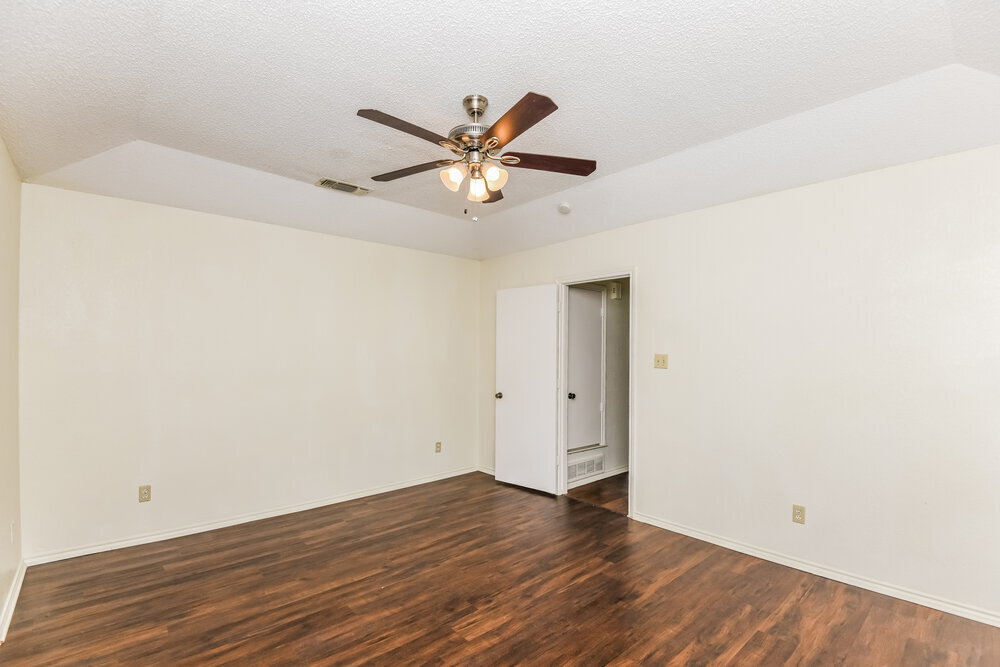 Building Photo - 7908 Gladewater Dr