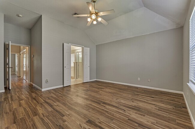 Building Photo - 11118 Creekline Meadow Ct