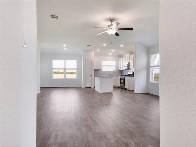 Building Photo - 112 Concho Brook Bnd