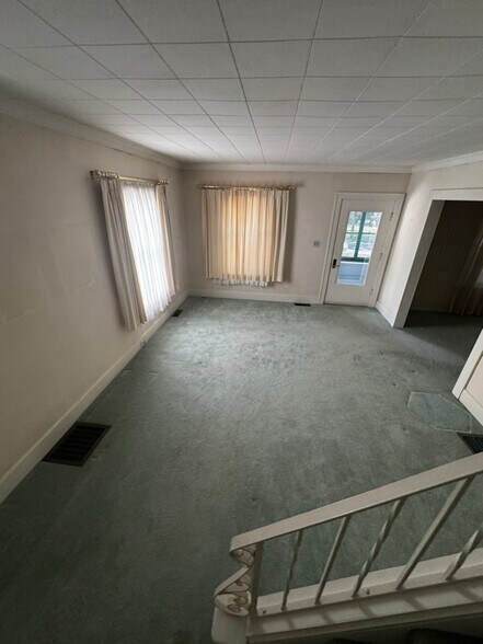 Building Photo - 582 Colima Dr