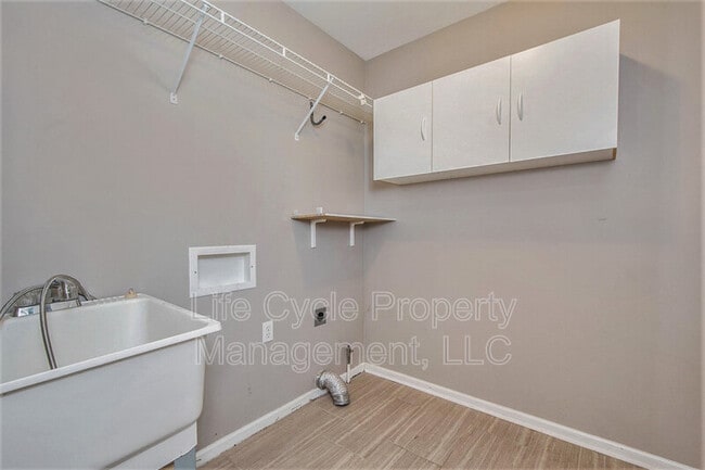 Building Photo - 1257 Apple Creek Dr SE