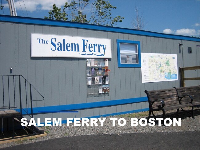 Building Photo - 10 Cushing St