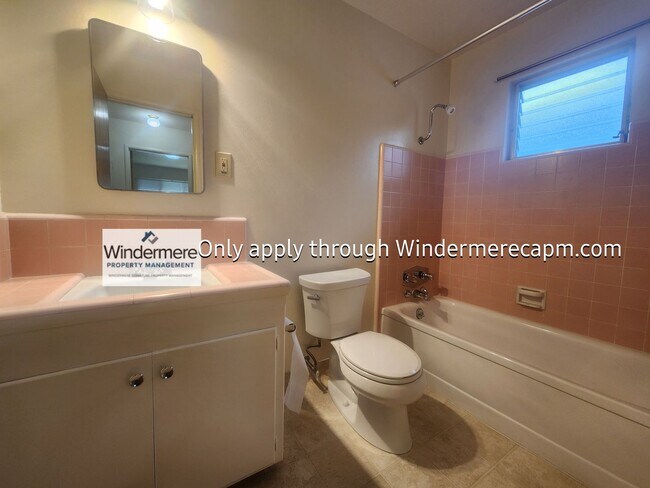 Building Photo - 4421de