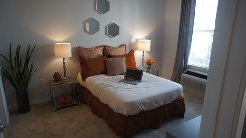 Building Photo - 2 Meadowlands Plaza