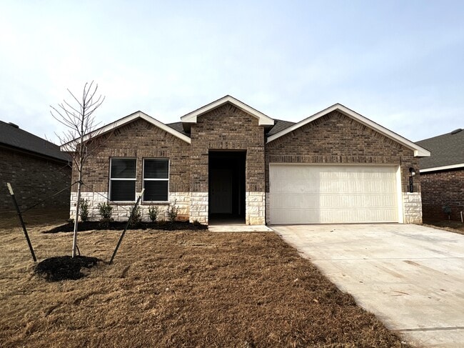 Building Photo - 2717 Dennis Drive