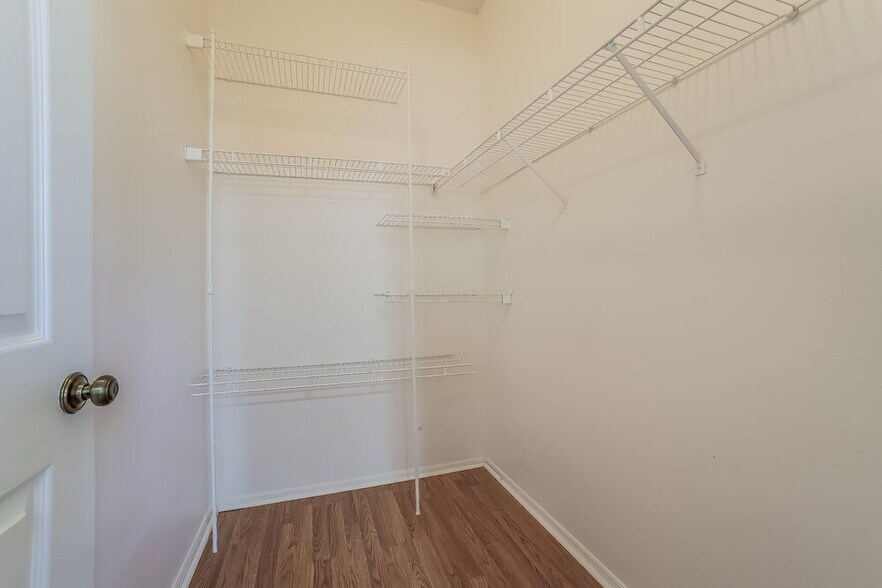 Building Photo - 11534 Wellman Dr
