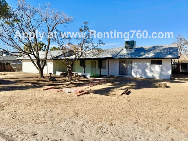 Building Photo - Spacious 2 Bedroom 2 Bathroom Home in Stor...