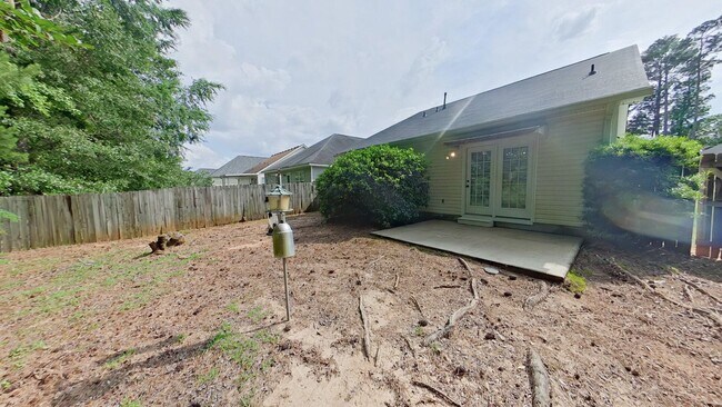 Building Photo - Beautiful 3 Bedroom Ranch
