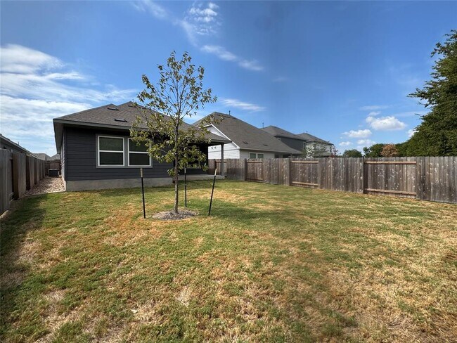 Building Photo - 108 Sorghum Dr