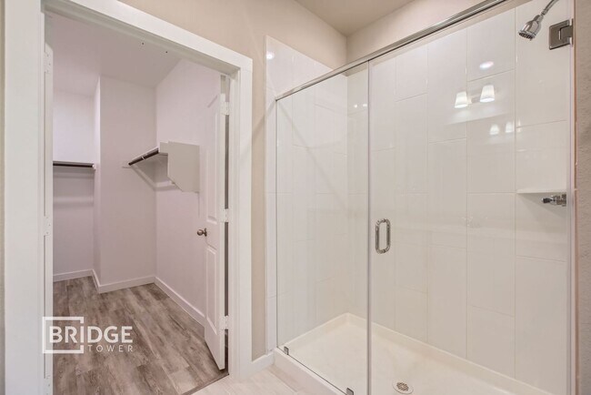 Building Photo - A1- Albany Plan