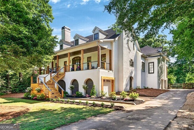 Building Photo - 3669 Cochise Dr SE