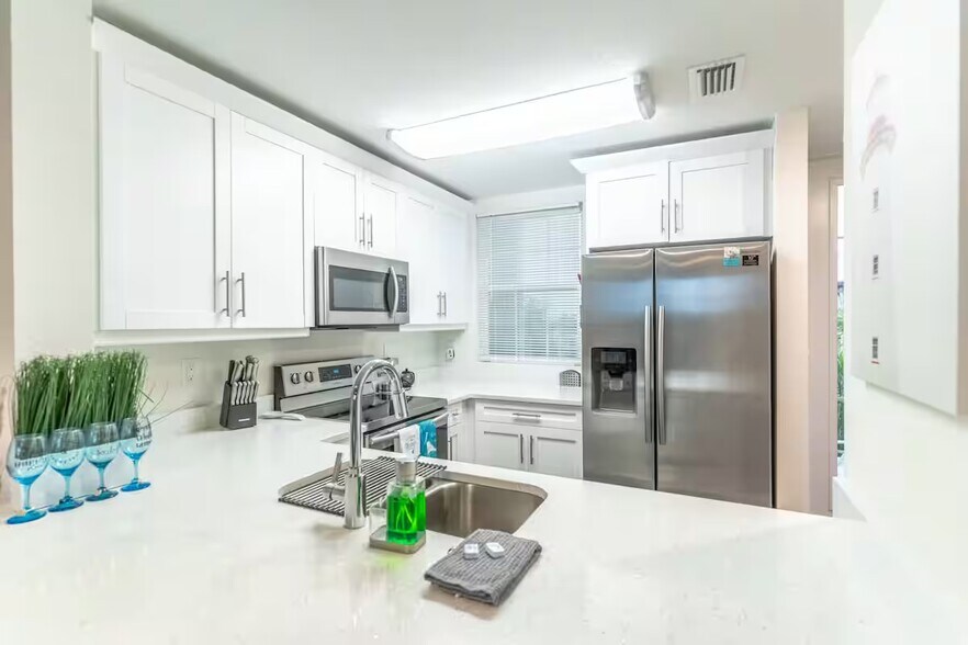 Building Photo - 3260 Mangrove Point Dr