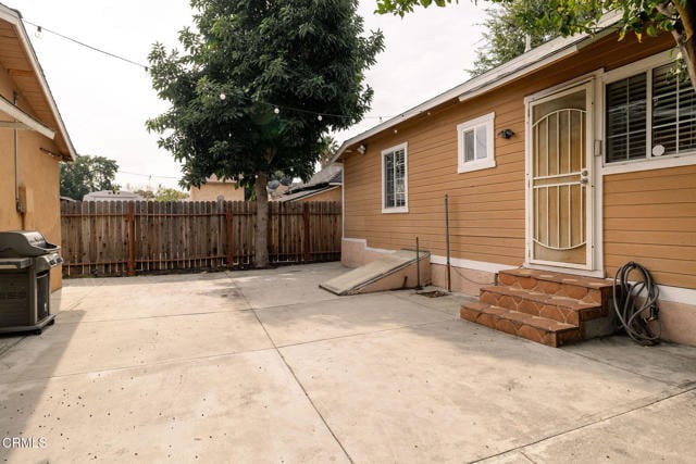 Building Photo - 900 N El Molino Ave