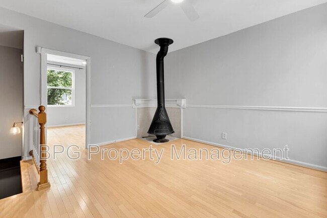Building Photo - 1217 Duncan Pl NE