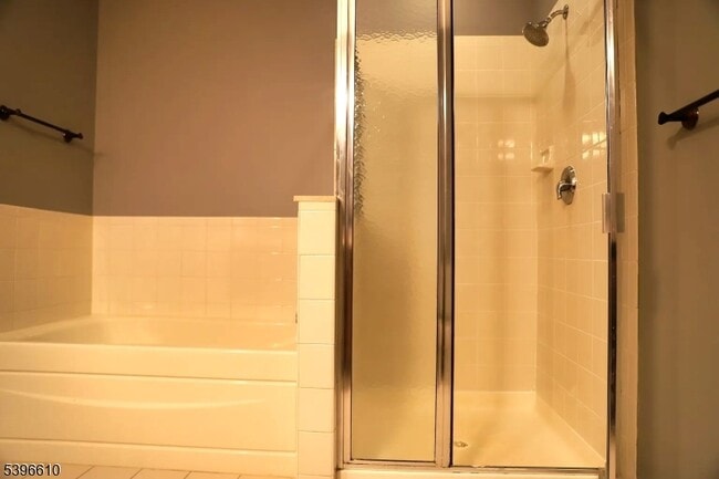 Building Photo - 5 Liberty Way